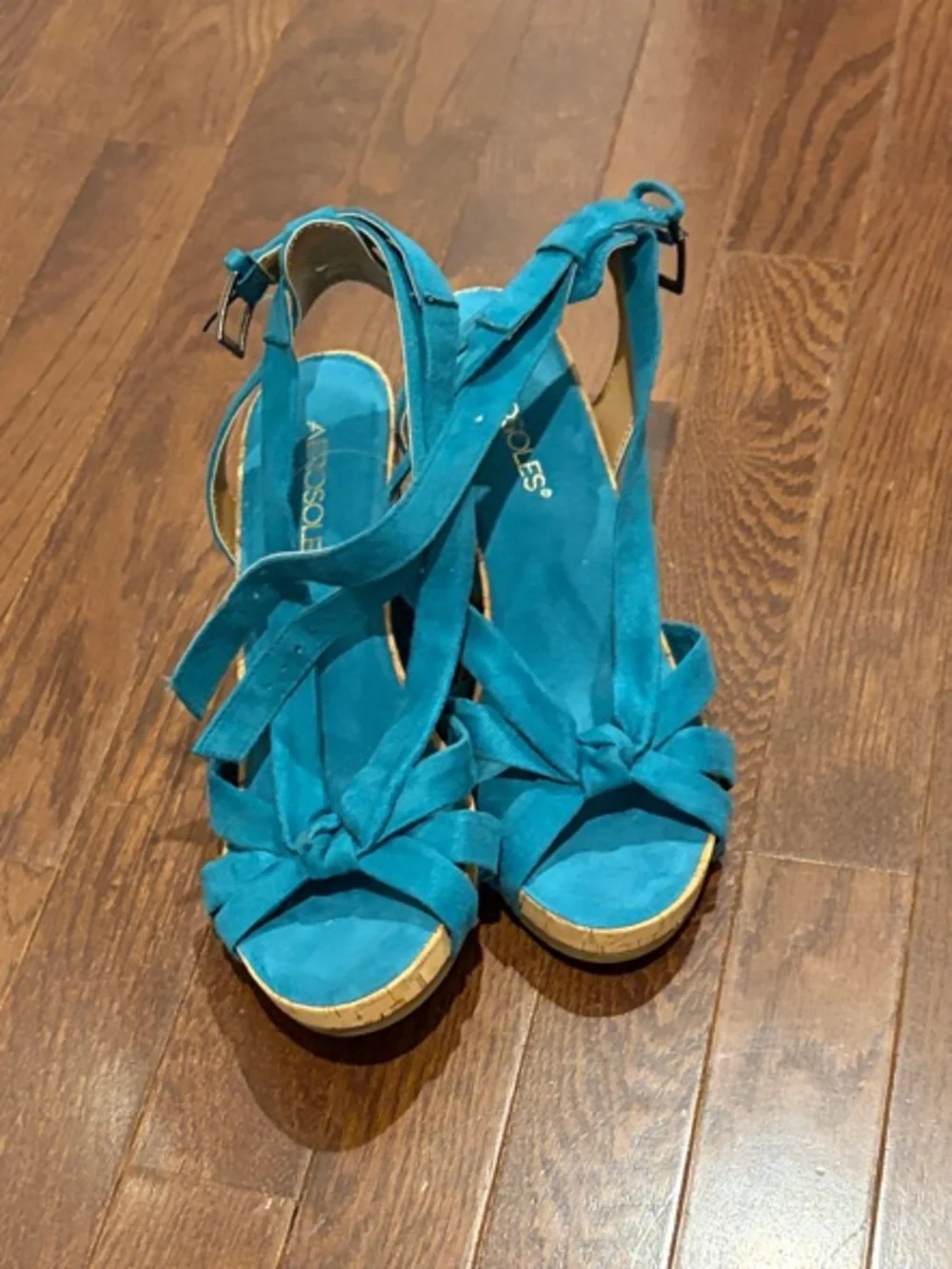 AEROSOLES teal suede